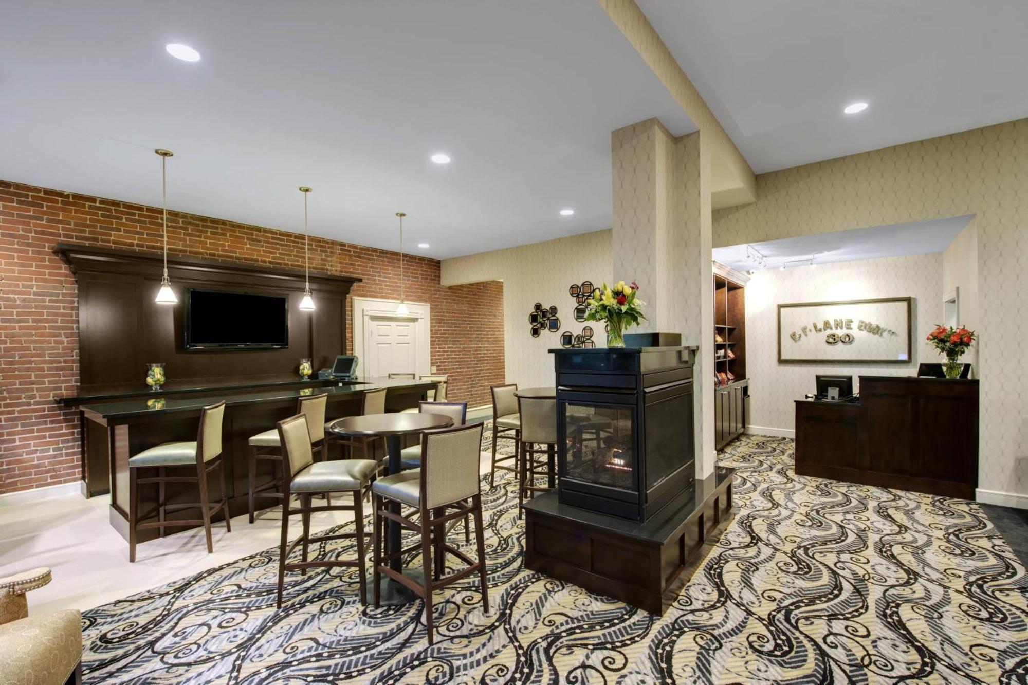 Fairfield Inn & Suites By Marriott Keene Downtown Ngoại thất bức ảnh